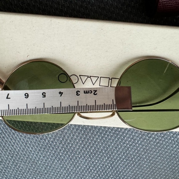 OLIVER PEOPLES x THE ROW Board Meeting Round Sunglasses - Picture 6 of 6